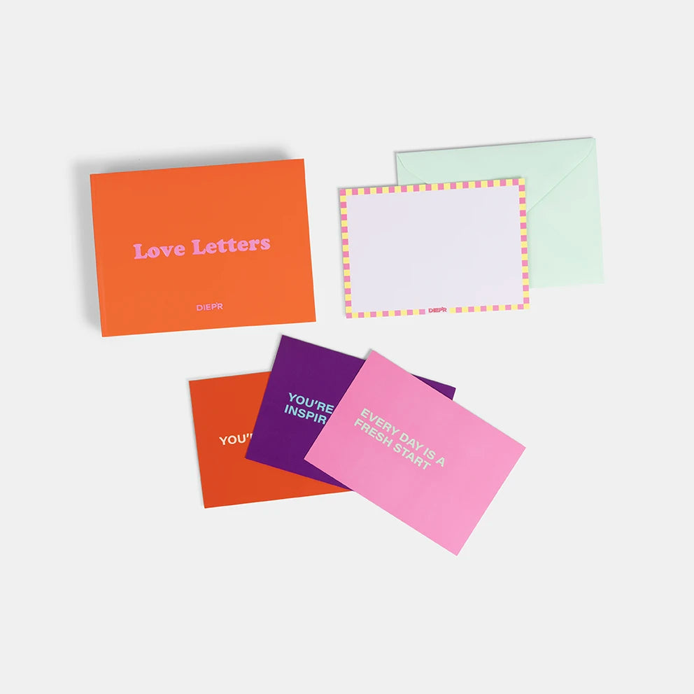 DIEPR LOVE LETTERS pakket met kaarten om te versturen of geven